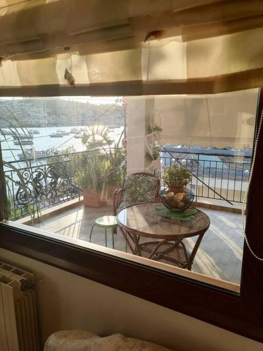 Suiteviewporos Galatás 外观 照片