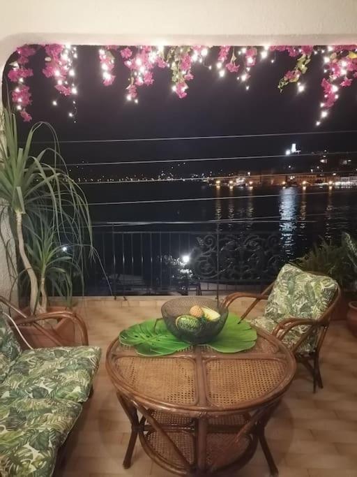 Suiteviewporos Galatás 外观 照片